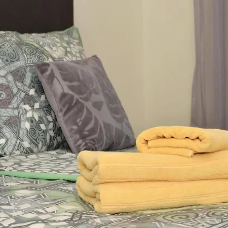 Sunshine - Three Bedroom With Balcony شقة *